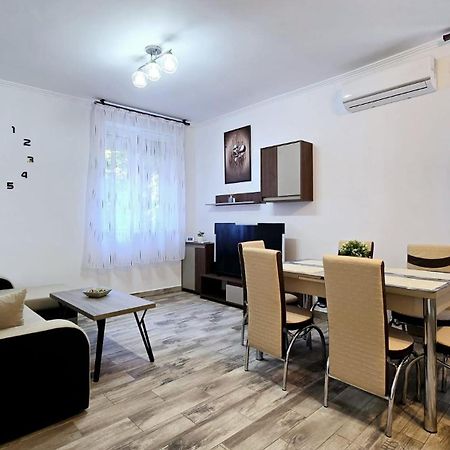 חונדוארה Apartament 3 Camere Hd מראה חיצוני תמונה