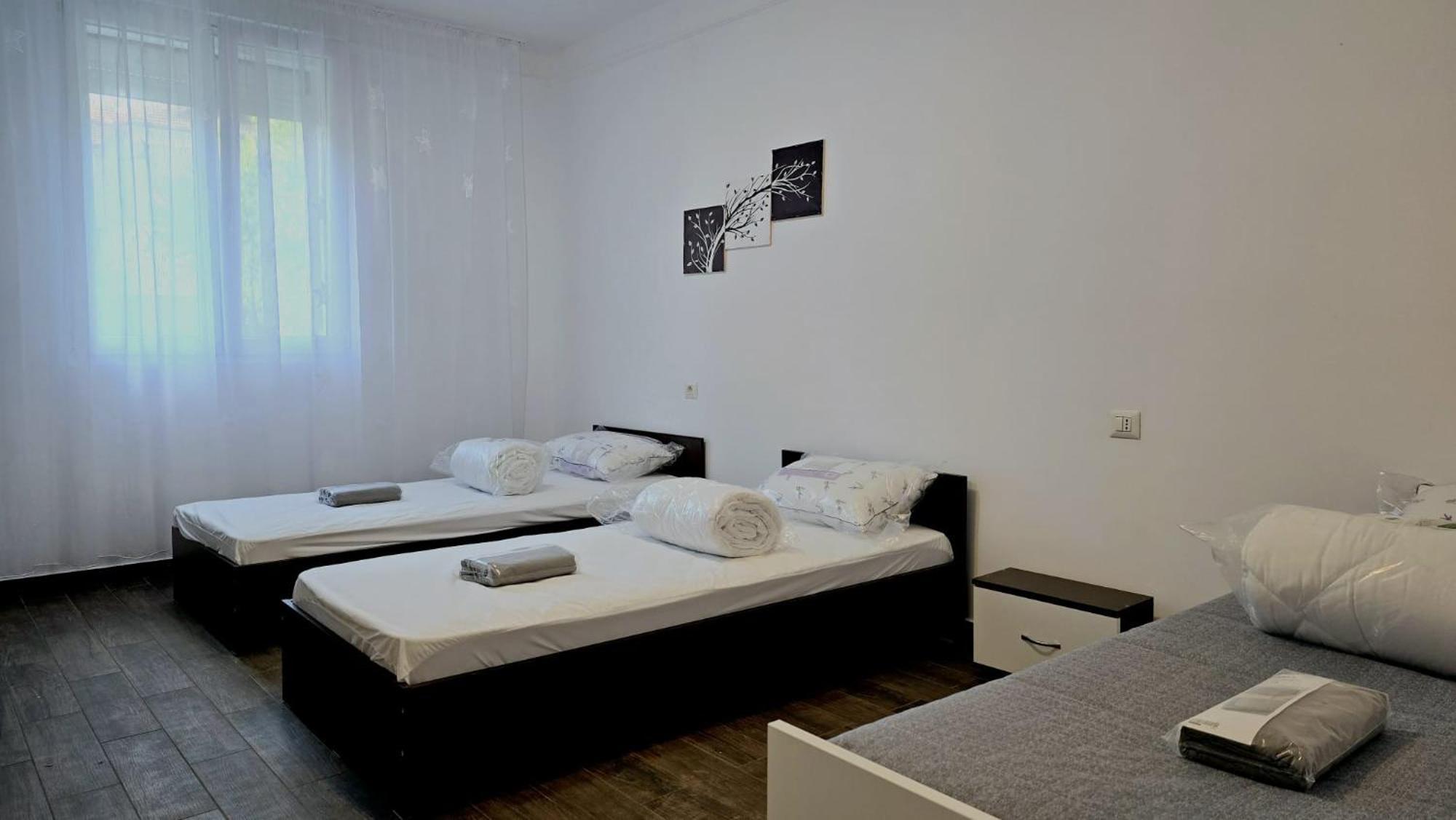 חונדוארה Apartament 3 Camere Hd מראה חיצוני תמונה